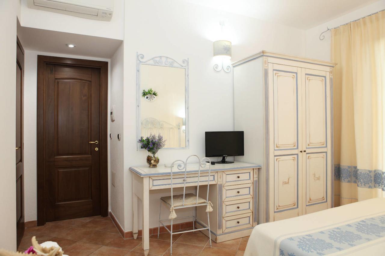 Guest House Villabianca La Maddalena  Eksteriør bilde