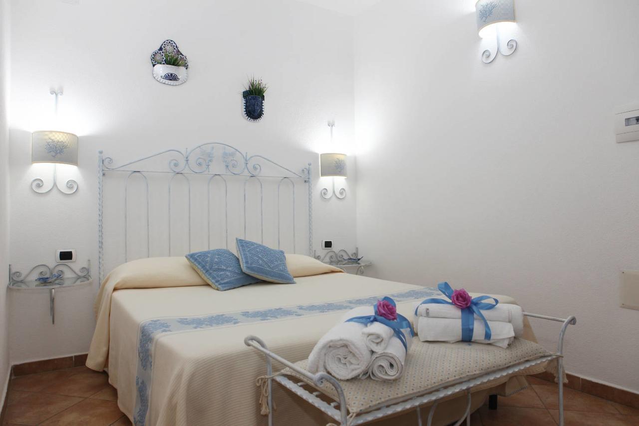 Guest House Villabianca La Maddalena  Eksteriør bilde