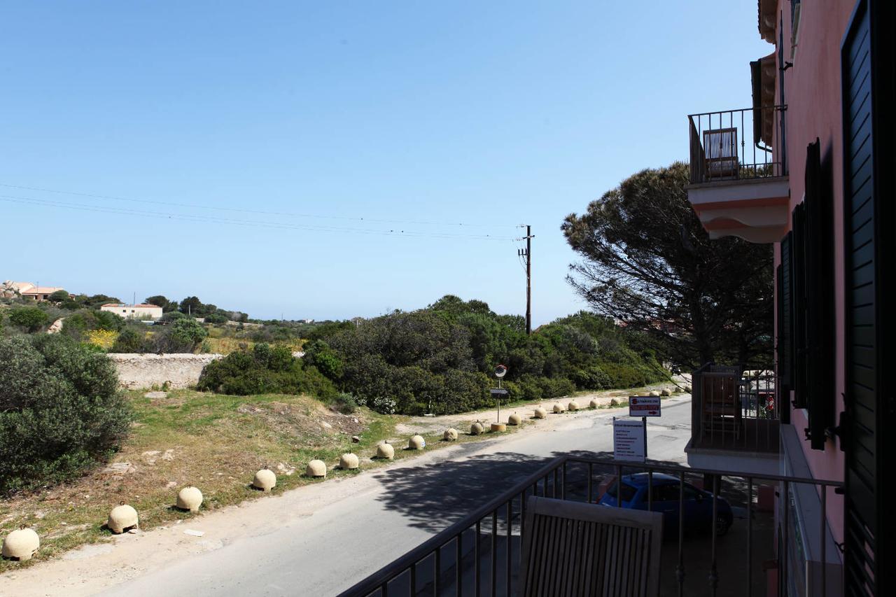 Guest House Villabianca La Maddalena  Eksteriør bilde