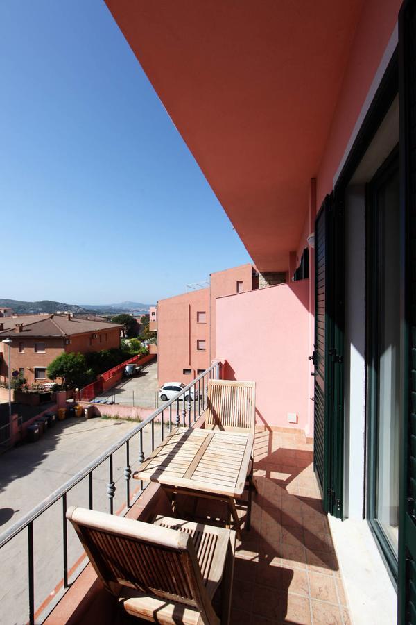 Guest House Villabianca La Maddalena  Eksteriør bilde